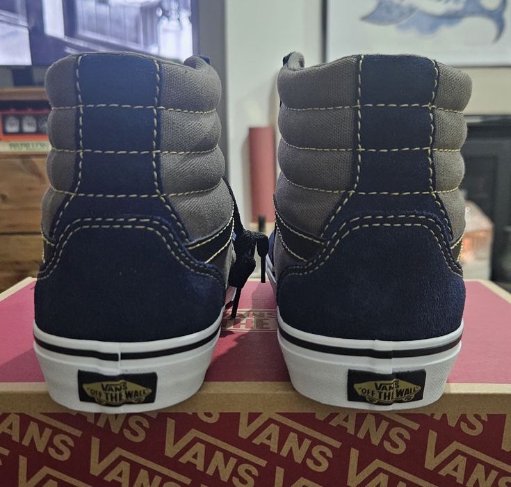 Ténis novos a estrear na caixa, VANS SKATE HIGH  tamanho 42,5.