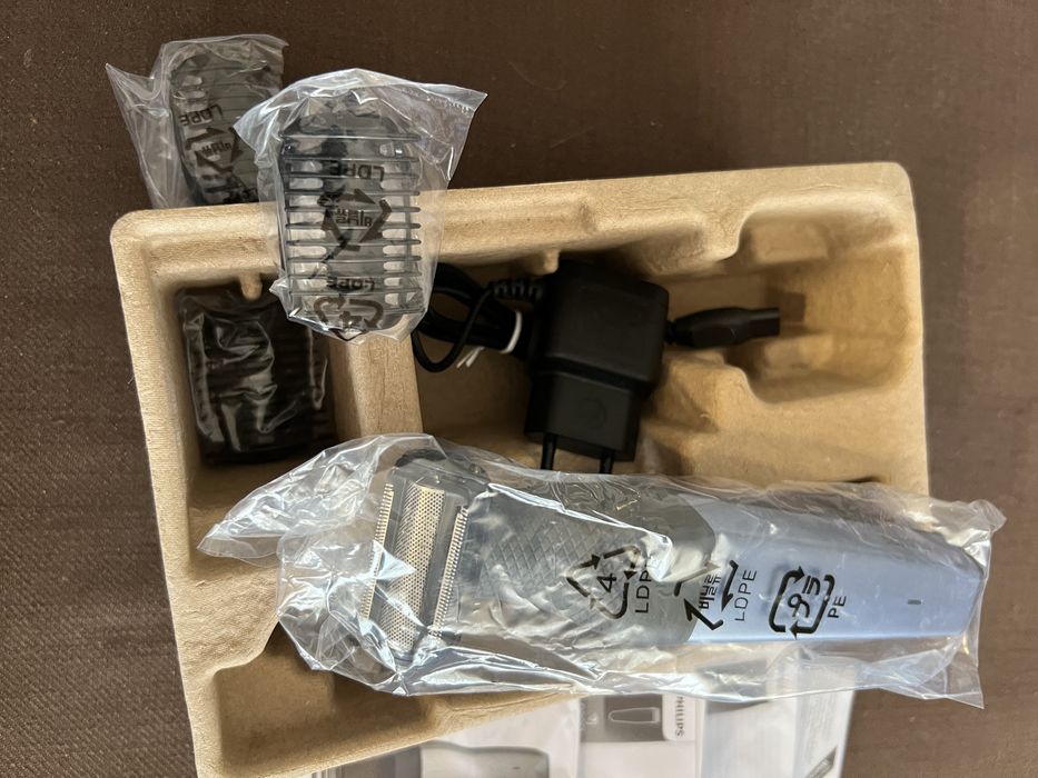 Máquina barbear Homem Philips 3000