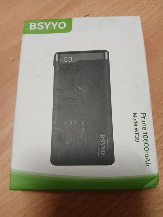 Powerbank nieotwierany