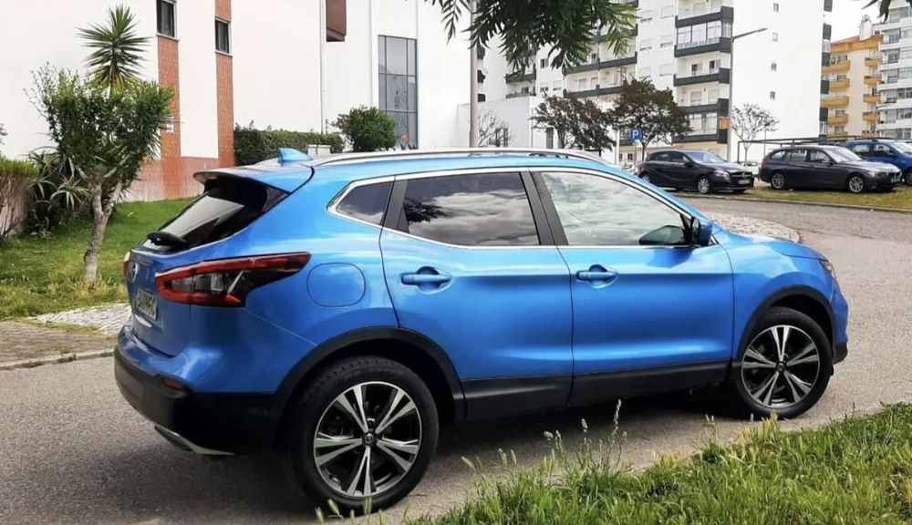 Nissan Qashqai 1.5 dCi N-Connecta Teto Panorâmico