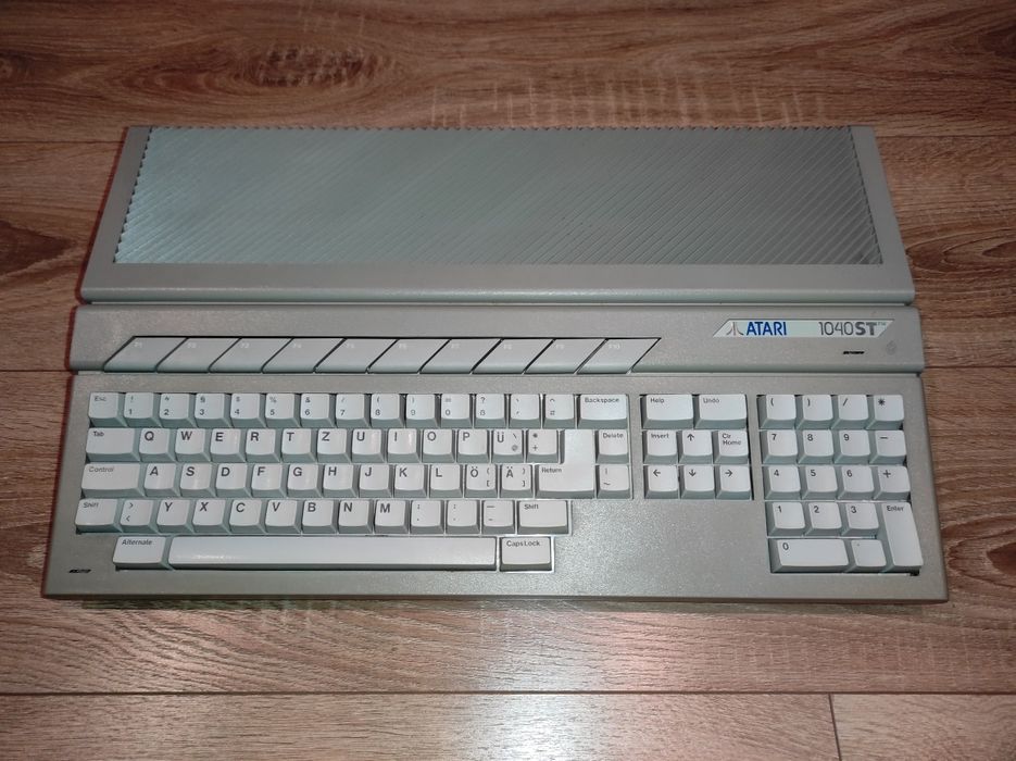 Atari 1040 STFM 1MB