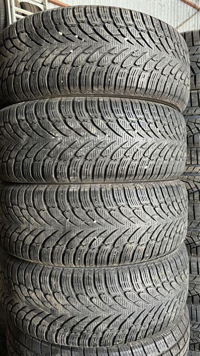 R18 235/60 Nokian WR SUV4