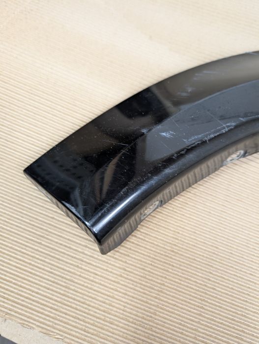 Listwa Nakładka  Błotnika Zderzaka Prawy Tył Nissan Ariya