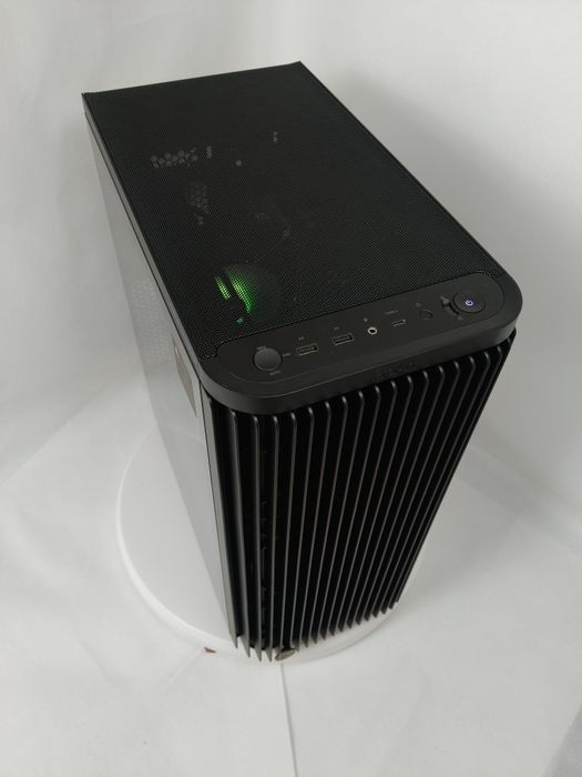 Komputer Gamingowy i9-14900,Intel UHD 770,128 GB,Win 11 Pro