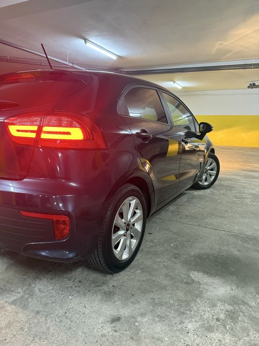 Kia Rio 1.2 EX 2016