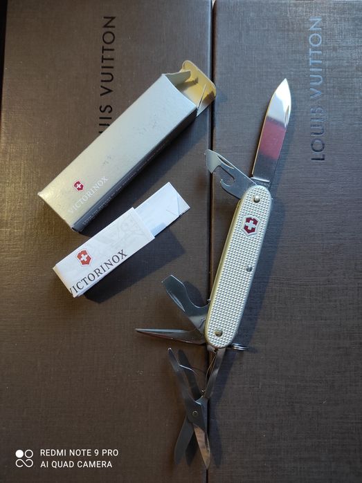 Сувенир Victorinox детский экземпляр