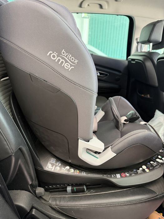 Britax Romer Swivel