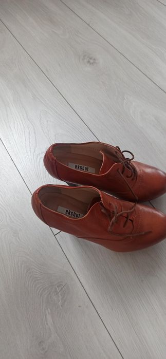 Buty Eksbut brązowe