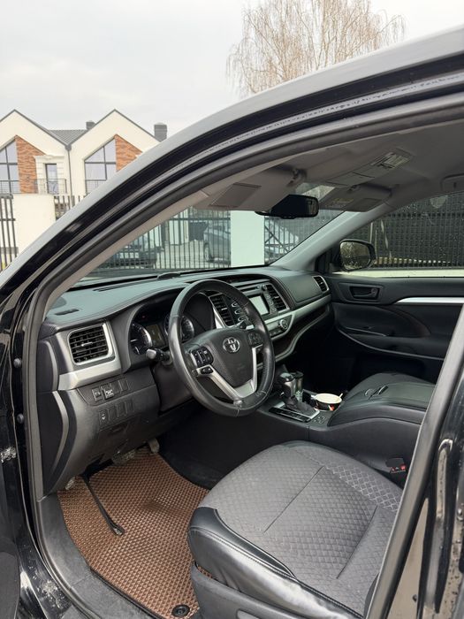 Toyota Highlander 2015