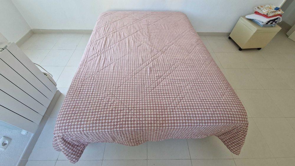 Edredon / colcha 2 faces 195 cm largura x 245 cm comprimento