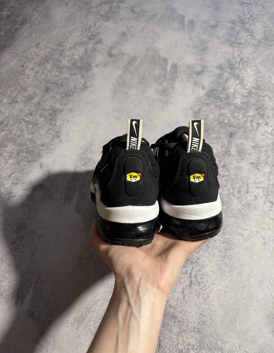 Кроссовки Nike Air Vapormax Plus оригинал