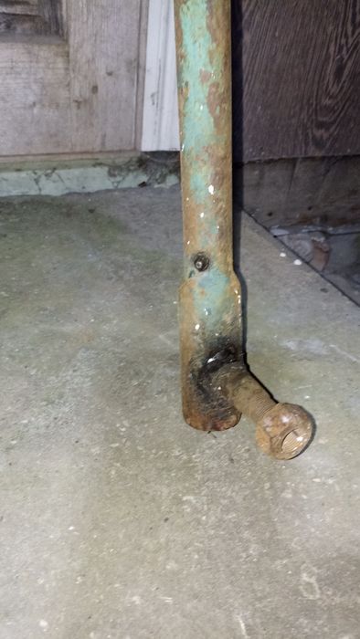 Насос низького тиску  трактор, диск щеплення МТЗ 80 новий, причіп вісь