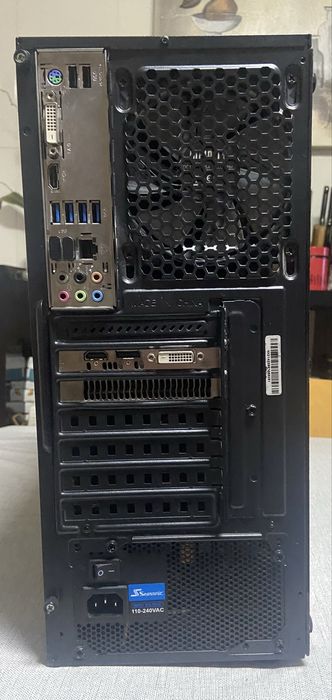 PC Gaming AMD Ryzen 3 | RX 5500 XT 4GB | 8GB RAM | SSD + HDD