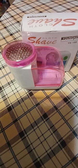 Машинка для снятия катышков.