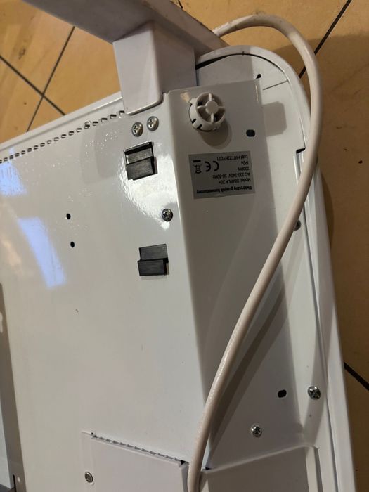 Elektryczny grzejnik konwektorowy Thermeco
