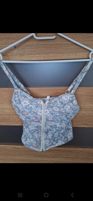 Nowy niebieski turkusowy crop top na ramiączkach