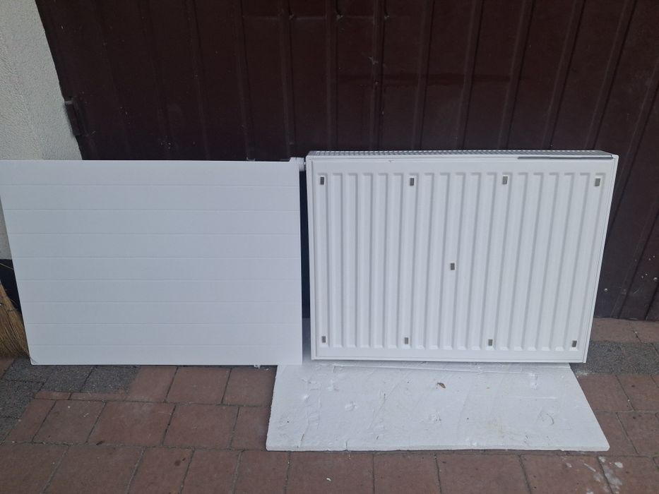Sprzedam kaloryfer panelowy 600x800 z osłoną ozdobną magnetyczną