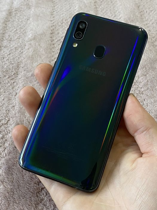 Телефон Samsung Galaxy A40 4/64gb NFC #2