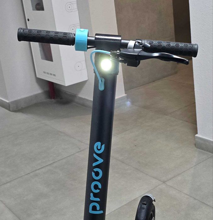 Електросамокат Proove Model X-City Pro в гарному стані