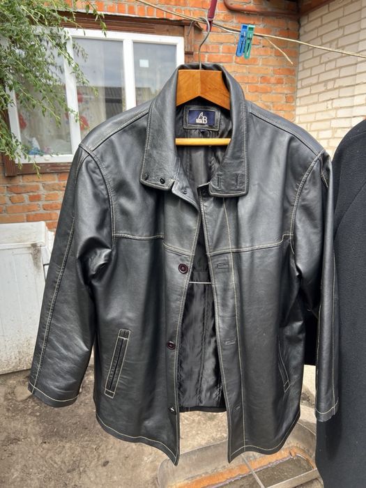 Стильна і якісна шкіряна чоловіча курика