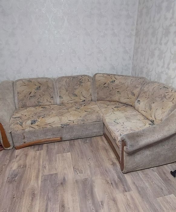 Продам угловой диван