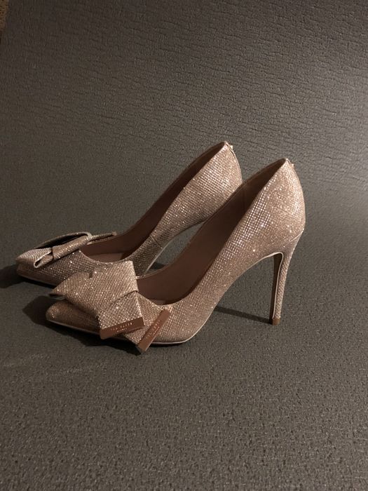 Жіночі туфлі від Ted Baker