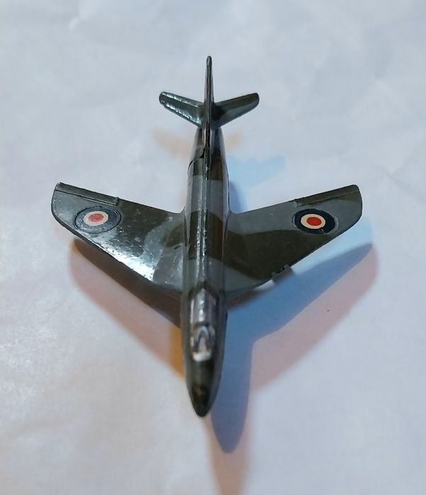 Miniatura antiga avião militar Dinky Toys
