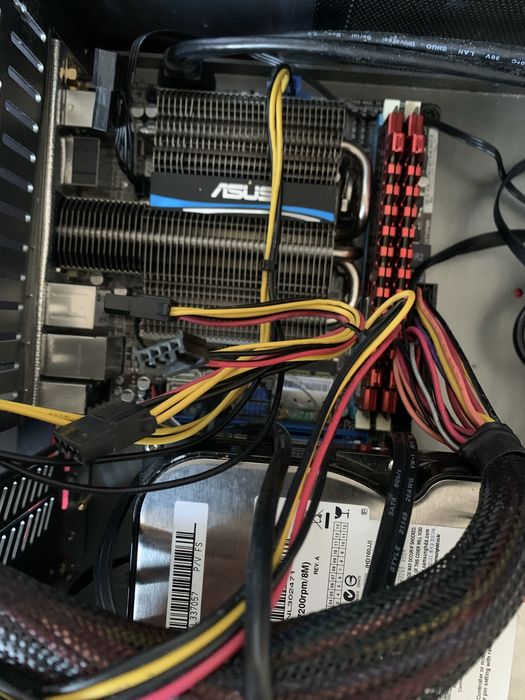 Komputer Pc Asus e35m1 mini itx 2x4bg Ram