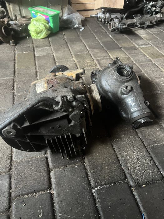 Пара редукторів BMW X5 e53 m62 4,4 3,64