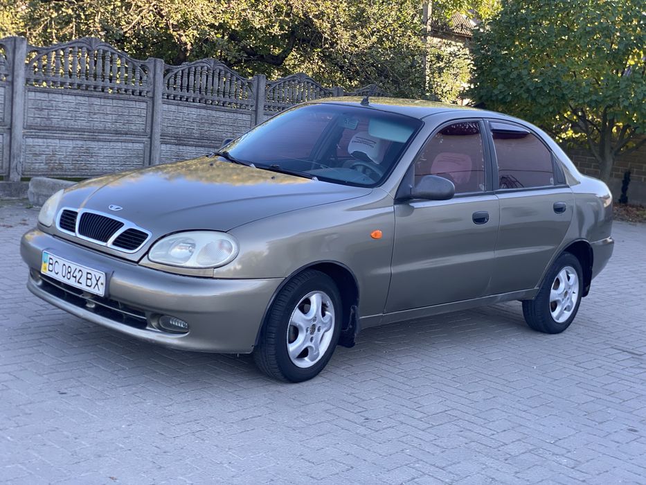 Продам  хорошу автівку в гаронму стані
