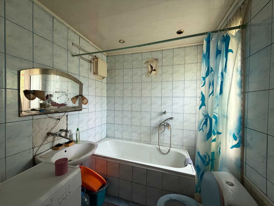 Продаж 3 кім будинку з великою ділянкою в місті Яготин 78 м2