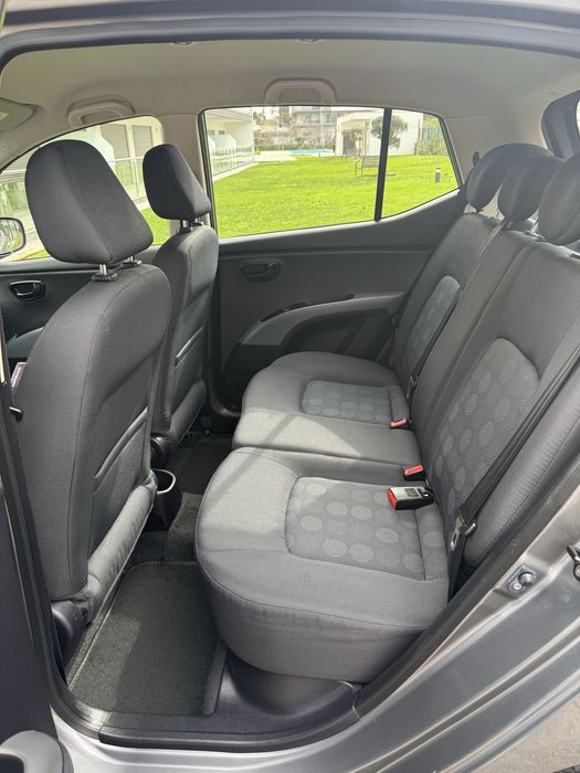 Hyundai I10 * 93 mil km * Nacional * Full Extras * Fiável * Econômico