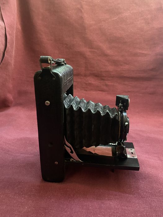 Rara camera Synchro Ensign