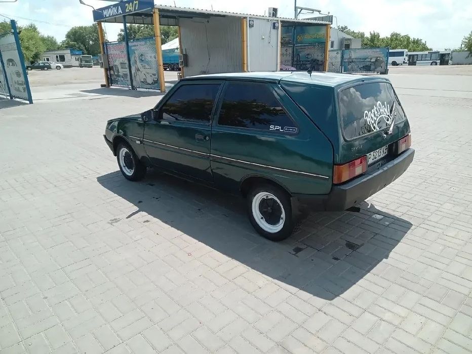 таврия 2001 года,в хорошем состоянии
