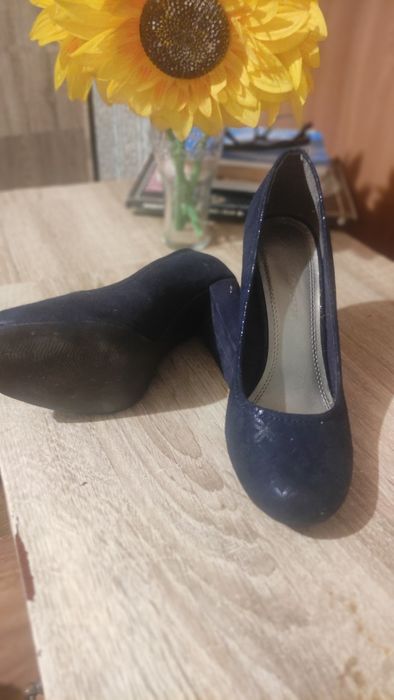 Продам туфли женские
