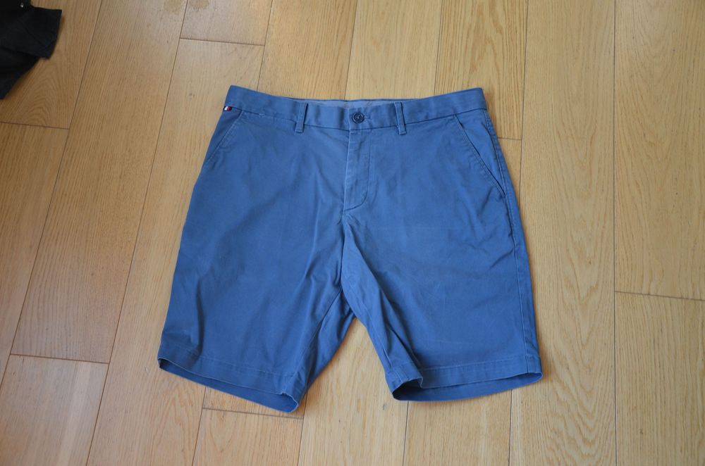 spodenki Tommy Hilfiger niebieskie r. 32/S/M