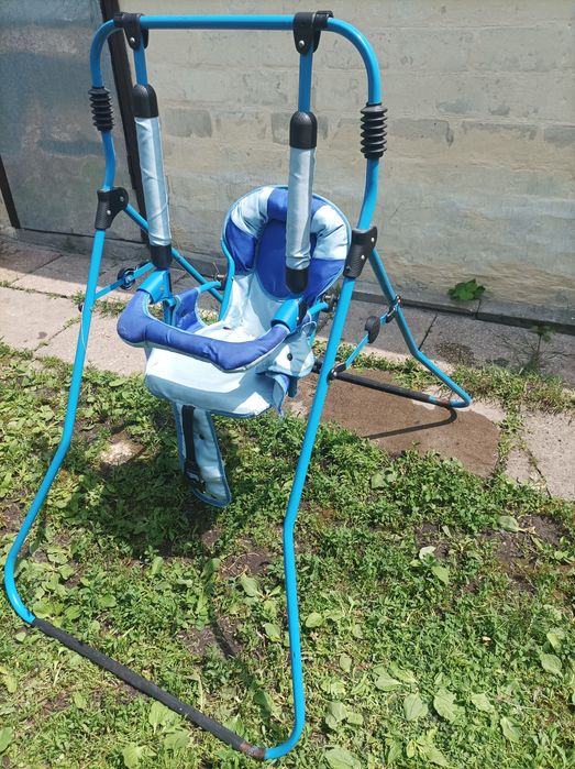 Продам детскую качелю