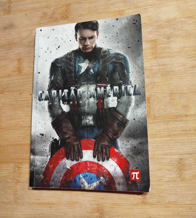 Livro do Capitão América- Nasceu um Super-herói (2011)