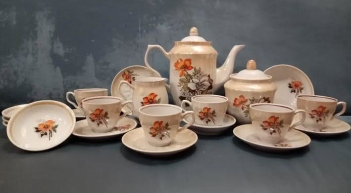 Повний порцеляновий сервіз на 6 персон. Баранівка