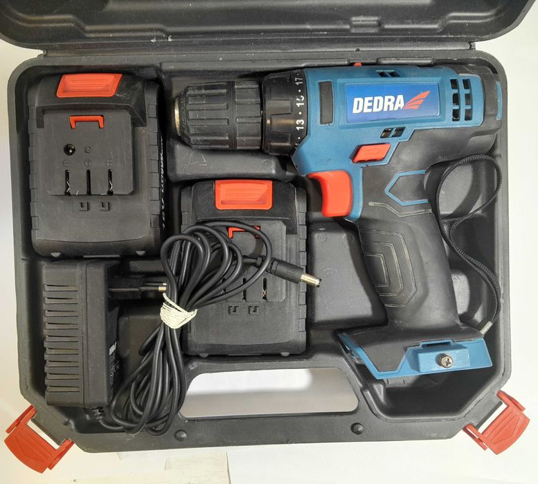 Wiertarko-wkrętarka DEDRA DED7880B+2 aku i ładowarka