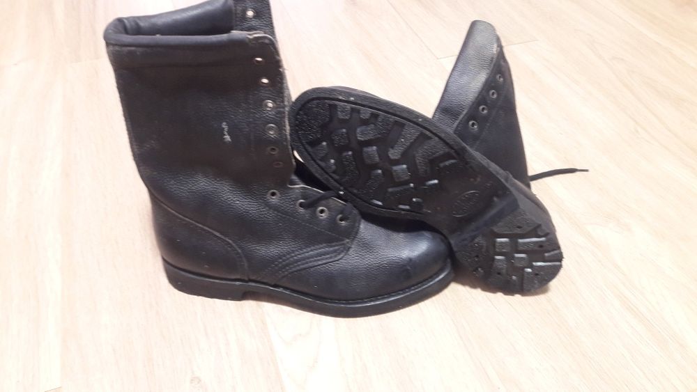 Продам демісезонні берці