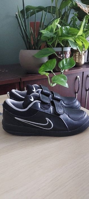 Buty Nike rozm  31 1/5