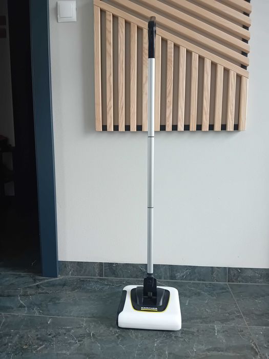 Szczotka elektryczna akumulatorowa Karcher