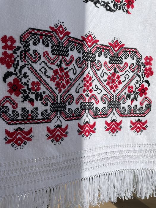Вишитий весільний рушник