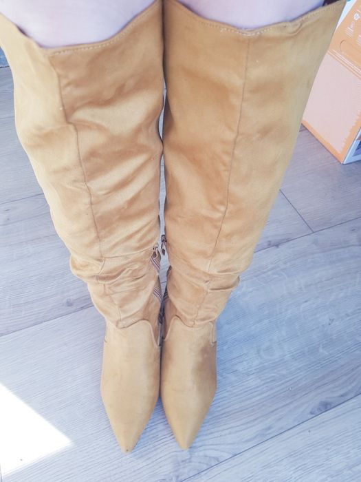 Kozaki damskie marki hiszpanskiej marki HF Shoes rozmia 40