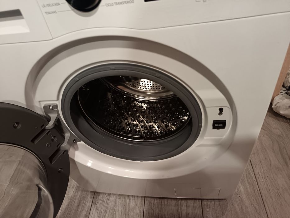 Máquina de lavar roupa