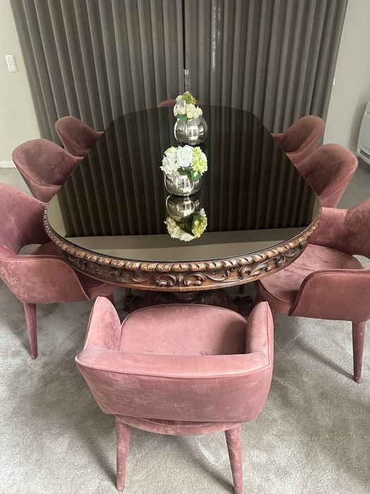 Cadeiras para mesa de jantar da Area. No total sao 8 cadeiras.