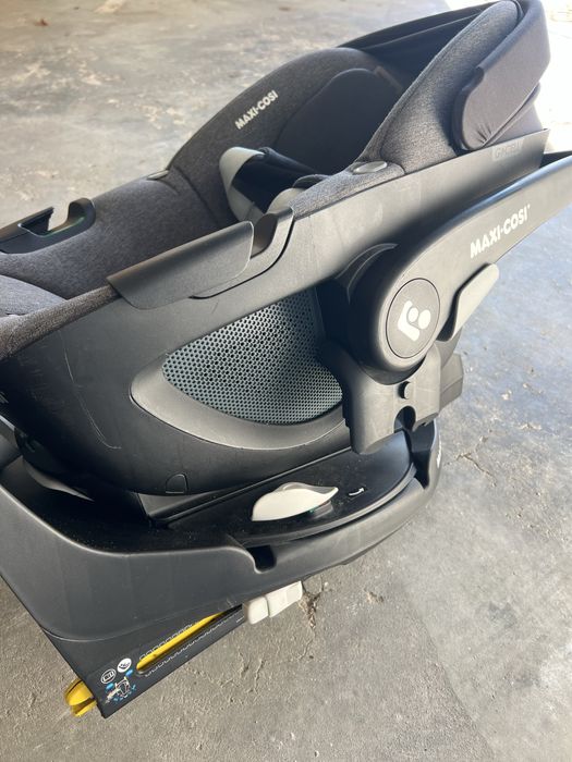 Isofix + cadeira auto Maxi Cosi