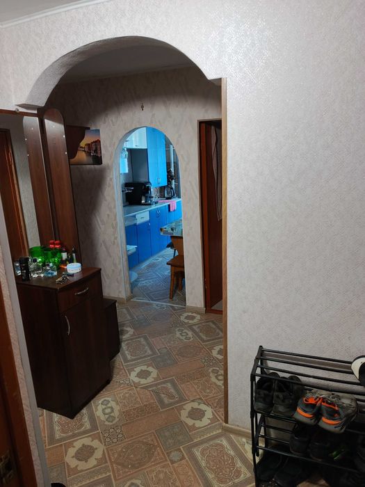 Продам квартиру 3 кімнатну