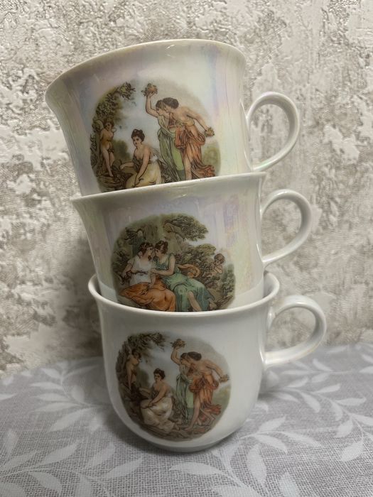 Чашки Мадонна отличное состояние